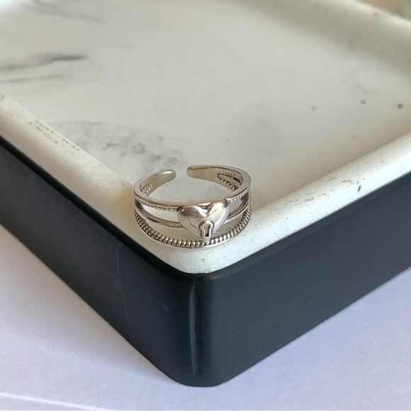 Silver heart ring, heart ring, hollow heart ring, stacking silver ring - Picture 5 of 6